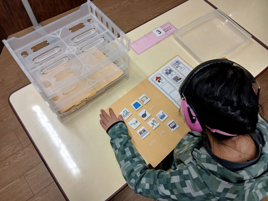 ホームヘルパー (介護支援専門員） スライド3